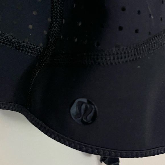 **SOLD** Lululemon | RARE Salty Swim Sleeveless Rashie - Picture 8 of 9